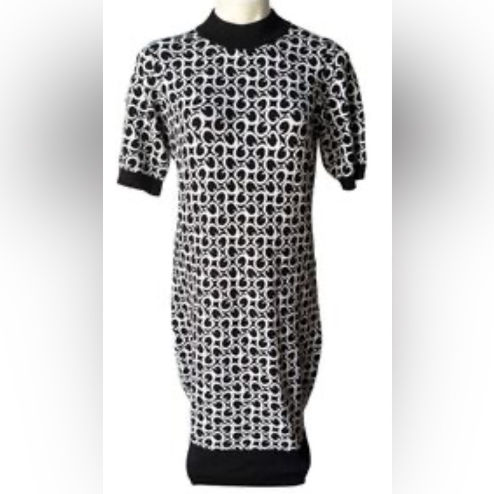 GUESS Women's 4G Logo Short-Sleeve Sweater Dress